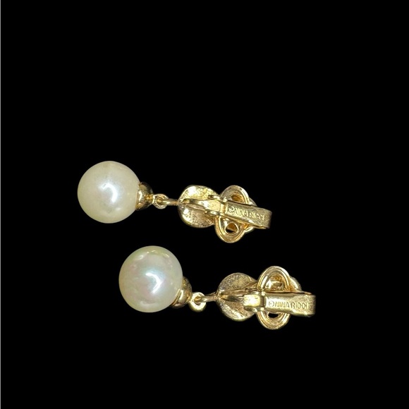 Nina Ricci Gold Tone and Pearl Clip On Earrings - Picture 3 of 4